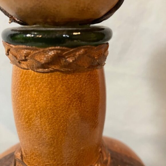 Leather Covered Decanter Made in Italy For‎ Decor Only - Picture 3 of 8